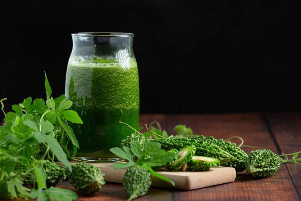 how much green juice should you drink a day?